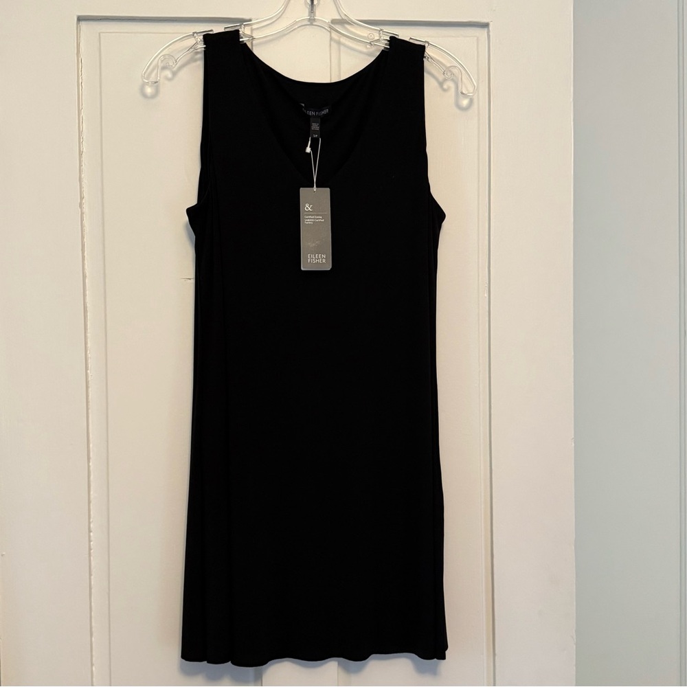 Black Sleeveless Dress